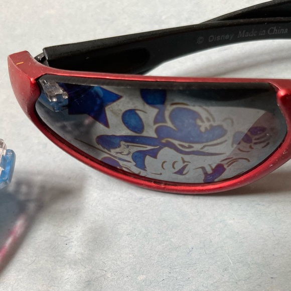 EUC Disney + Star Wars + More Kids Oval Sunglasses (Set of 4) - Picture 3 of 8